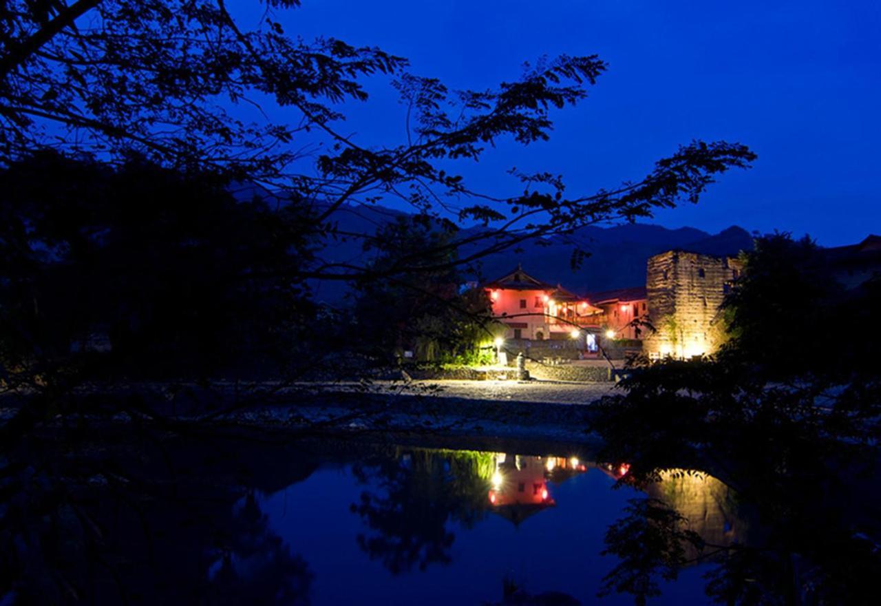 Nanjing Tulou Yunshuiyao Sheying Homestay Bagian luar foto